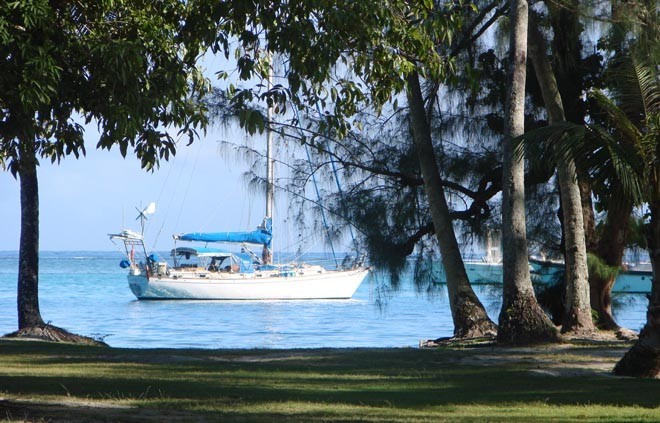 Blackwattle anchored at Baie dOpunohu © BW Media